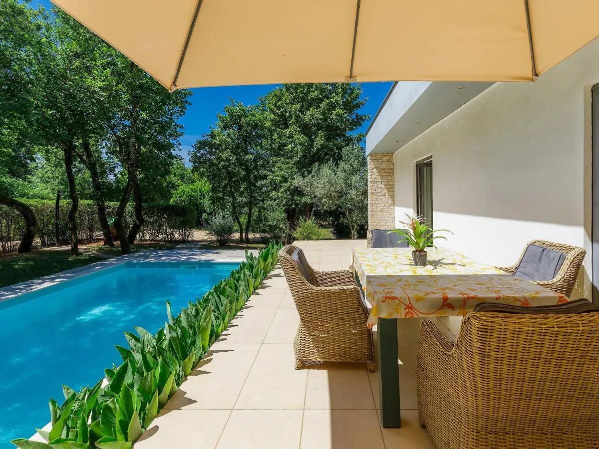 Holiday Home Villa Frleti By Interhome Umag