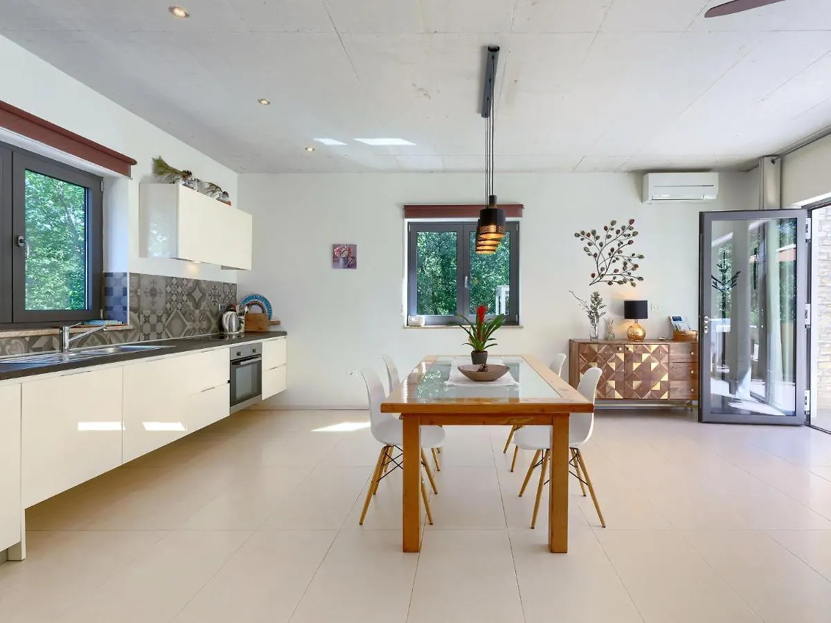 Holiday Home Villa Frleti By Interhome Umag 0*,
